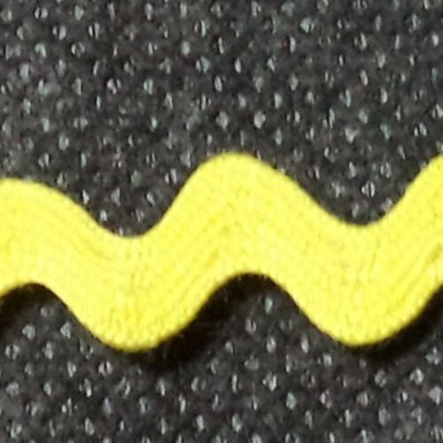 Ruban croquet de couleur jaune en coton d'excellente qualité neuf
