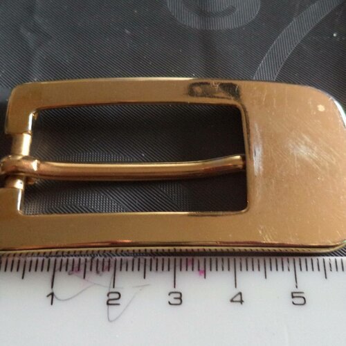 Boucle de ceinture rectangulaire en métal doré largeur du passant 2 cm 