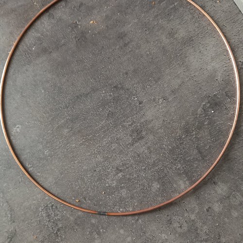 Cercle métal couleur cuivre diamètre 24 cm