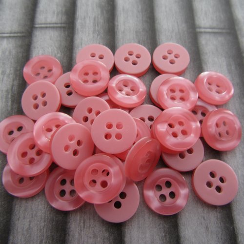 Boutons rose layette
