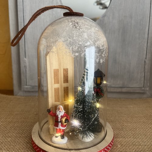 Décoration de noël " père noël " sous globe