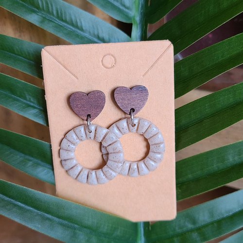 Boucle d' oreille ecorce et galet