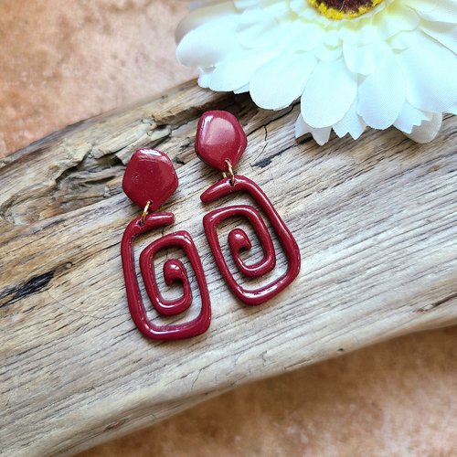 Boucles d' oreille spirale carmina