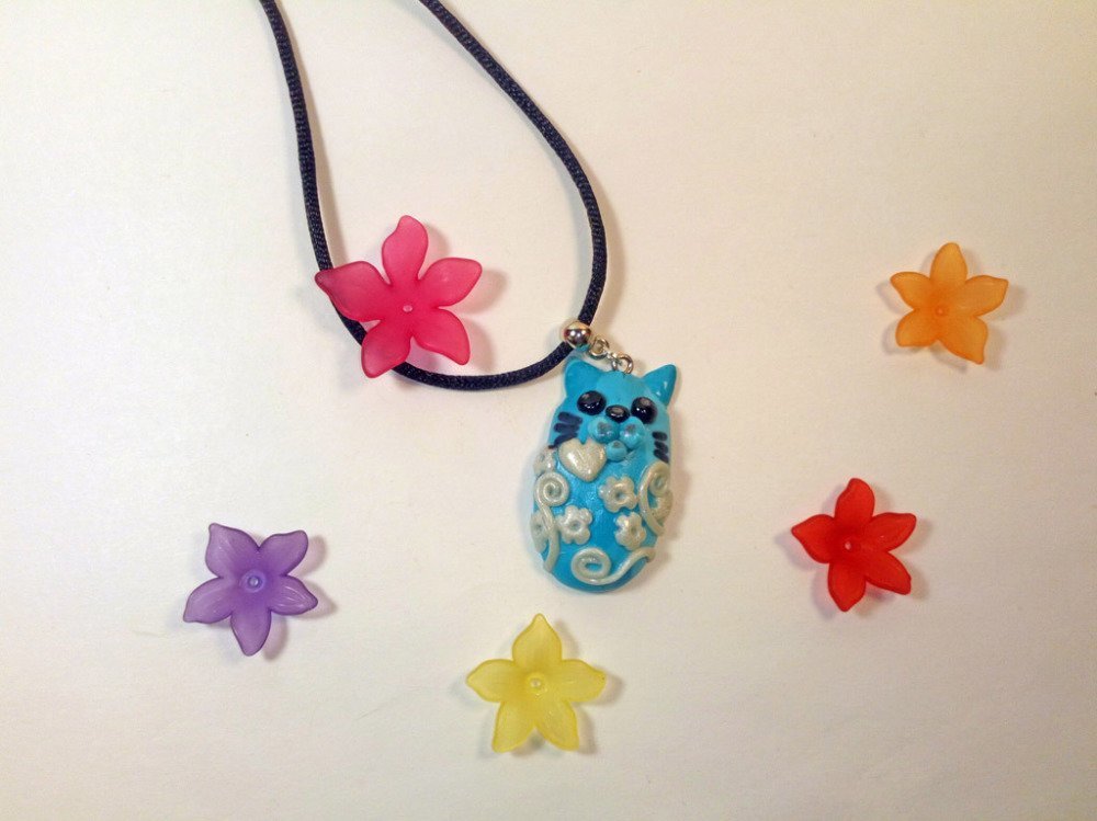 Collier Chat Bleu En Pate Fimo Un Grand Marche