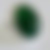 Bague ovale cabochon en pierre naturelle jade verte sur monture plaquée argent 