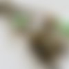 Bijou de sac/porte clés "montre lezard" bronze et vert amande, lézard bronze, cabochon oeil de chat et pompon  vert