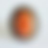 Bague ovale vintage cabochon orange nacré sur monture en laiton couleur bronze 