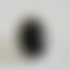 Bague ovale style rétro cabochon en pierre de gemme onyx noir sur monture argent vieilli 