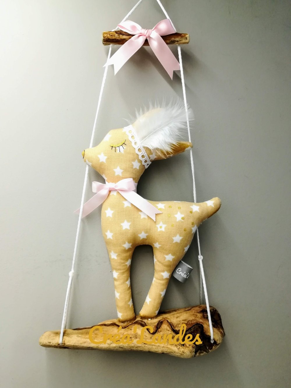 Decoration Murale En Bois Flotte Forme Biche Faon Decoration Chambre Bebe Un Grand Marche