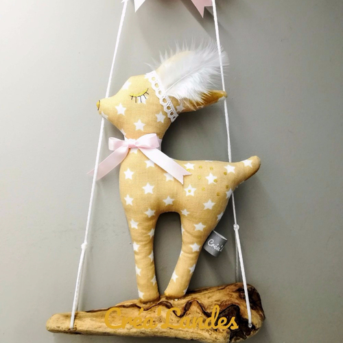 Decoration Murale En Bois Flotte Forme Biche Faon Decoration Chambre Bebe Un Grand Marche