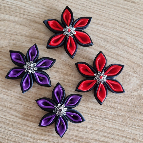 Commande personnalisée 4 fleurs kanzashi double noir/rouge, noir/violet