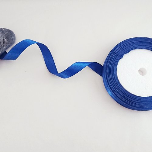 Ruban satin bleu roi 12 mm