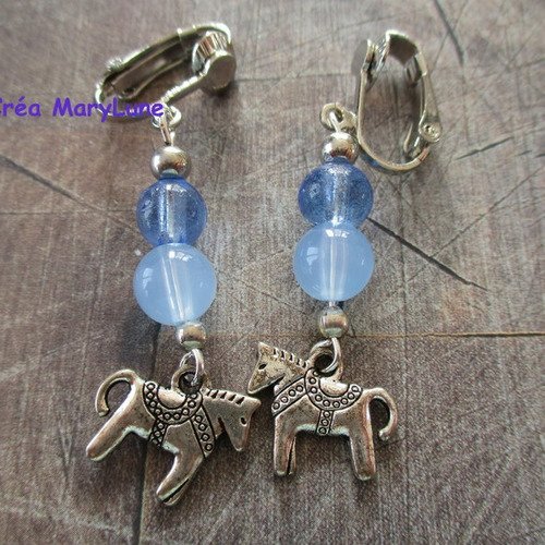 Boucles d'oreilles clips pour oreilles non percées cheval bleu - 1866523