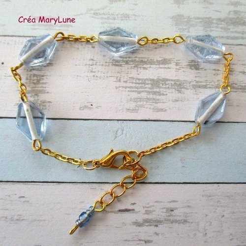 Bracelet en perles de verre de couleur bleue en forme de losange et chaînette dorée - 2042690