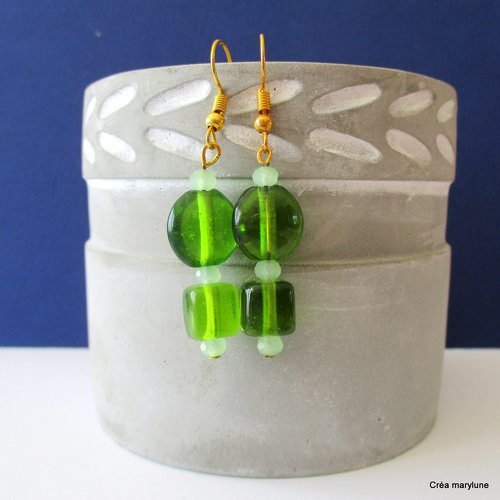 Boucles d'oreilles palet et cube vert transparent