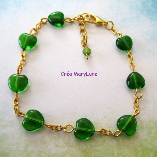 Bracelet en perles de verre coeur vert et chainette dorée - 17 cm ajustable - 2207873