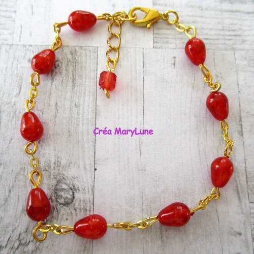 Bracelet en perles de verre de couleur rouge orangé et chainette dorée - 18 cm réglable - 2277004