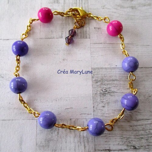Bracelet en perles howlite mauve et fuchsia et chainette dorée - 18 cm ajustable - 2409164
