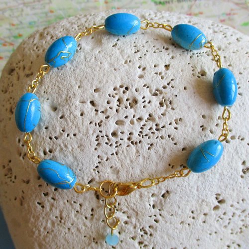 Bracelet à perles olive bleu et dorée 