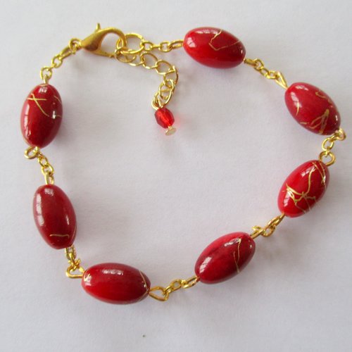 Bracelet à perles olives bordeaux et dorées