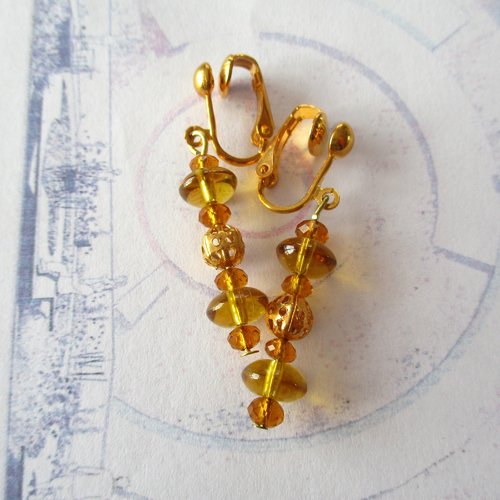 Clips boucles d'oreilles  perles en verre et perle en métal doré