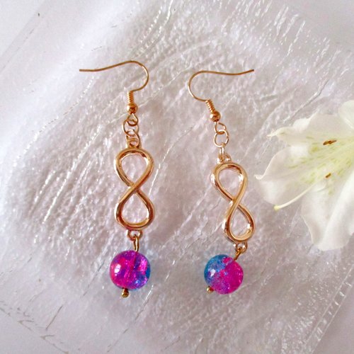 Boucles d'oreilles symbole infini doré rose et perle en verre