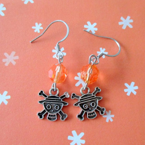 Boucles d'oreilles tête de mort  pour halloween