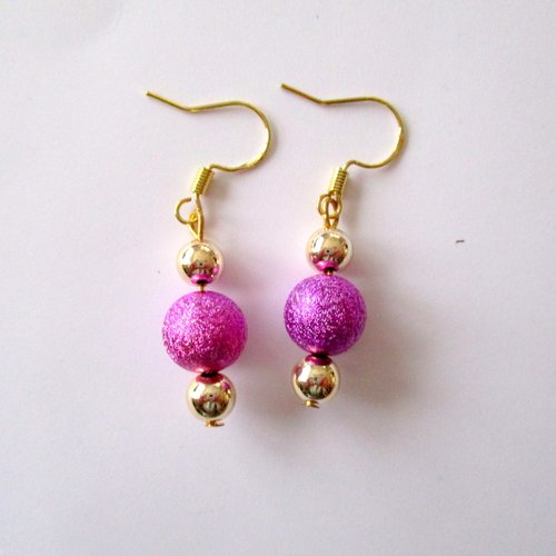 Boucles d'oreilles à perle ronde granitée violette