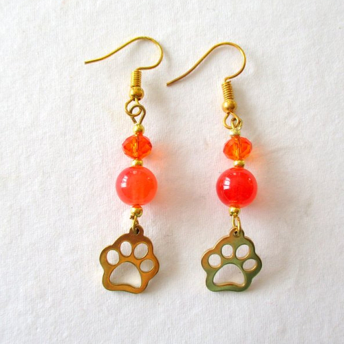 Boucles d'oreilles pattes de chat et perles oranges