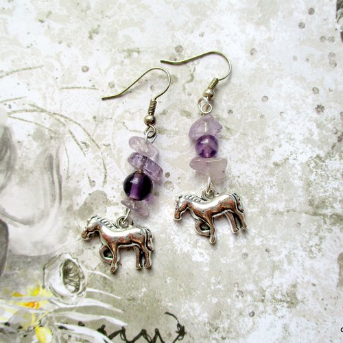 Boucles d'oreilles améthyste et cheval