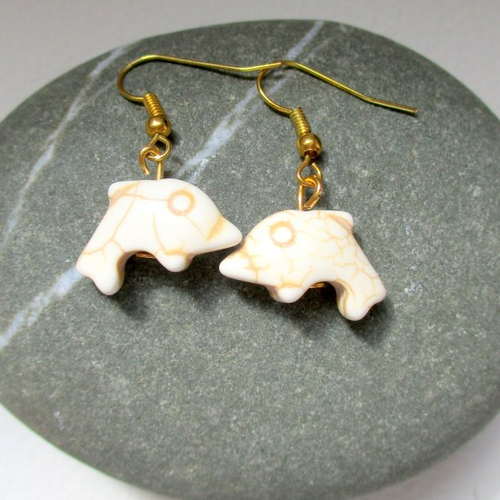Boucles d'oreille pour oreilles percées dauphin en pierre - personnalisable clips