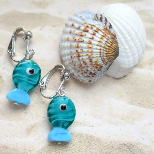 Boucles d'oreille pour oreilles percées petit poisson  - personnalisable rochet