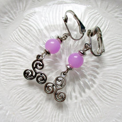 Clips boucles d'oreilles pendantes triskell de la terre, l'eau et le feu - symbole celtique par excellence