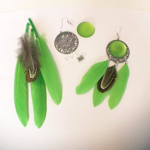 Kit boucles d'oreilles- plumes - vert clair 