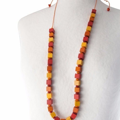 Kit perles en bois - cubes - orange rouge jaune 
