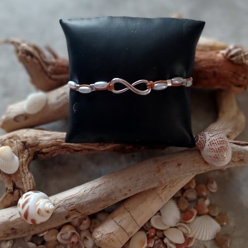 Bracelet l'infini, cuir et perles