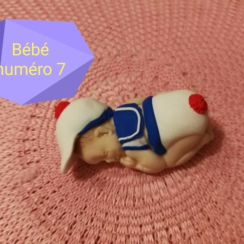 Bebe Marin Un Grand Marche