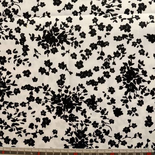 Tissus En Coton Motif Liberty Baroque Version Noir Et Blanc Un Grand Marche