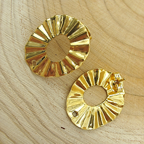 Boucles d'oreilles  dorées acier inoxydable en forme de fleur
