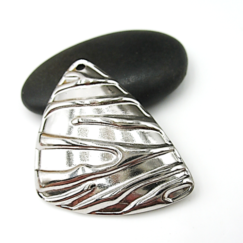 Pendentif triangle en acier inoxydable