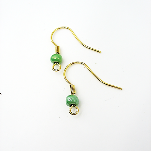 2 supports crochets boucles d'oreilles en acier inoxydable et perles vertes