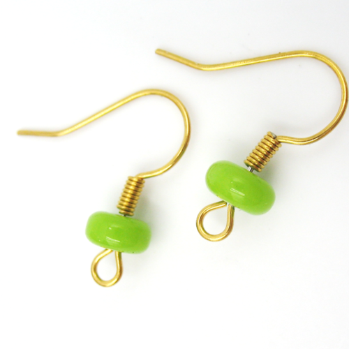 2 supports crochets de boucles d'oreilles en acier inoxydable et rondelles vertes