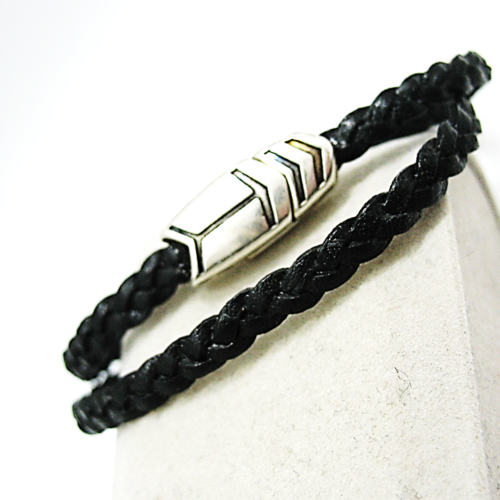 Bracelet cuir tressé noir 2 tours avec fermoir magnétique