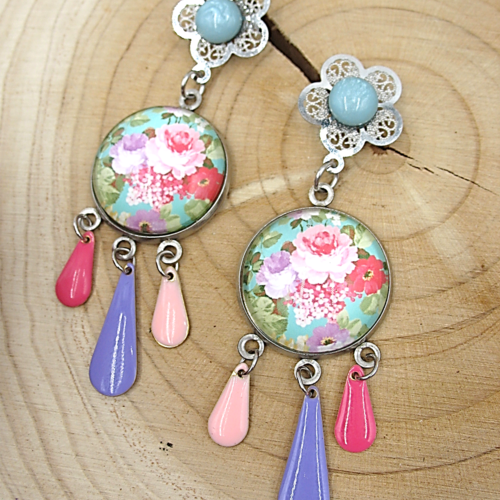 Boucles d'oreilles florales cabochons  sur supports en acier inoxydable