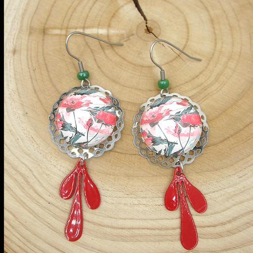 Boucles d'oreilles cabochons fleurs  sur supports en acier inoxydable