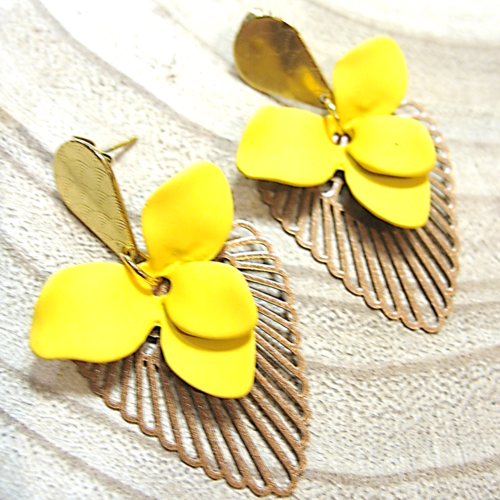 Boucles d'oreilles fleurs jaunes