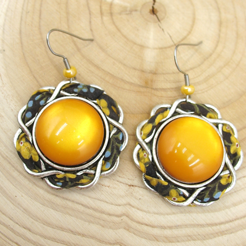 Boucles d'oreilles tissu liberty  sur supports en acier inoxydable