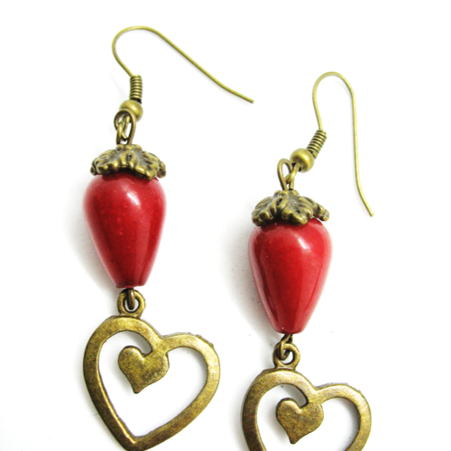 Boucles d'oreilles bronze cœur et goutte de jade rouge