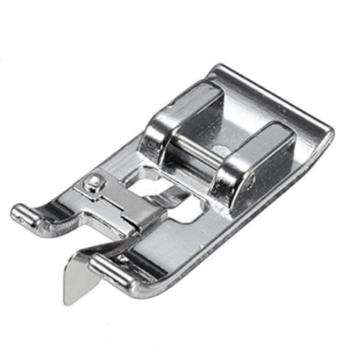 // pied surjet surfiler overlock // pied presseur de biche pour machine a coudre compatible sur la plupart des machines domestique