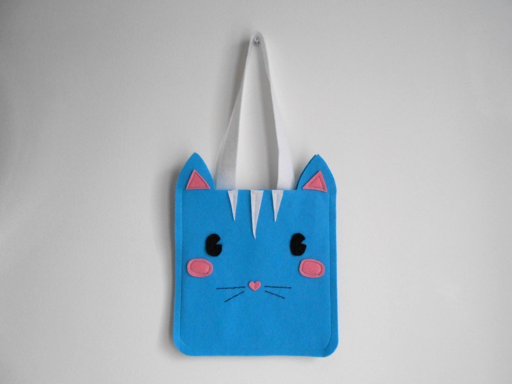 Petit Sac Tete De Chat Bleu Feutrine Un Grand Marche